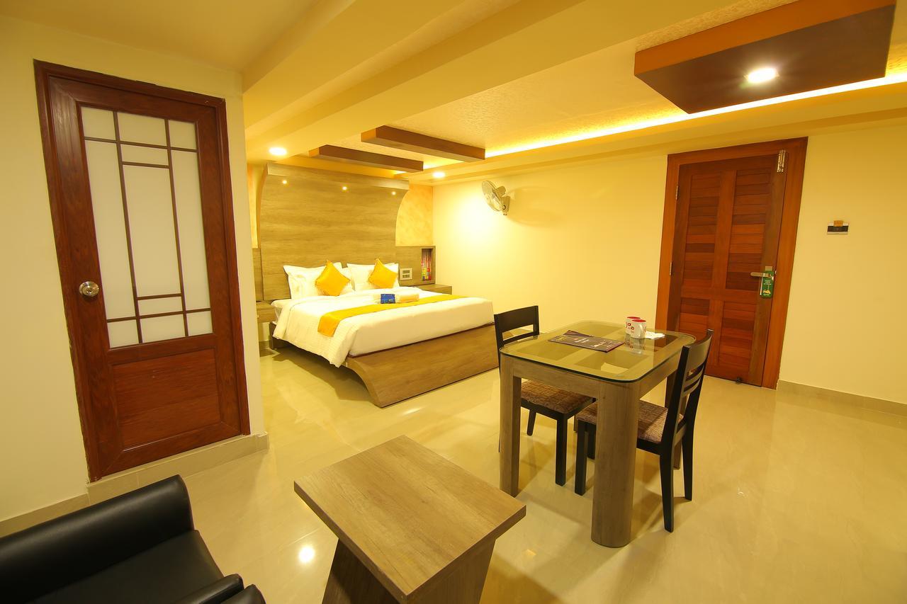 Hotel A J Park Alappuzha Экстерьер фото